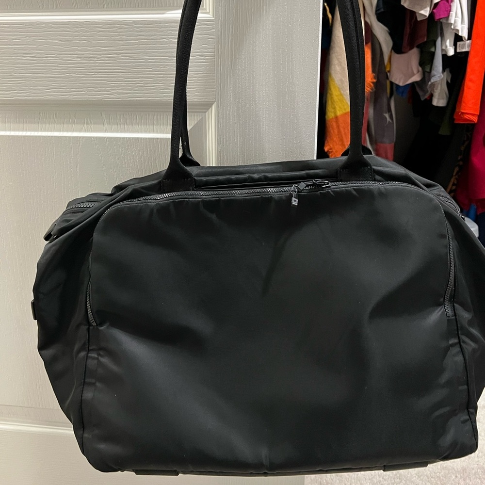 Lululemon gym bag
